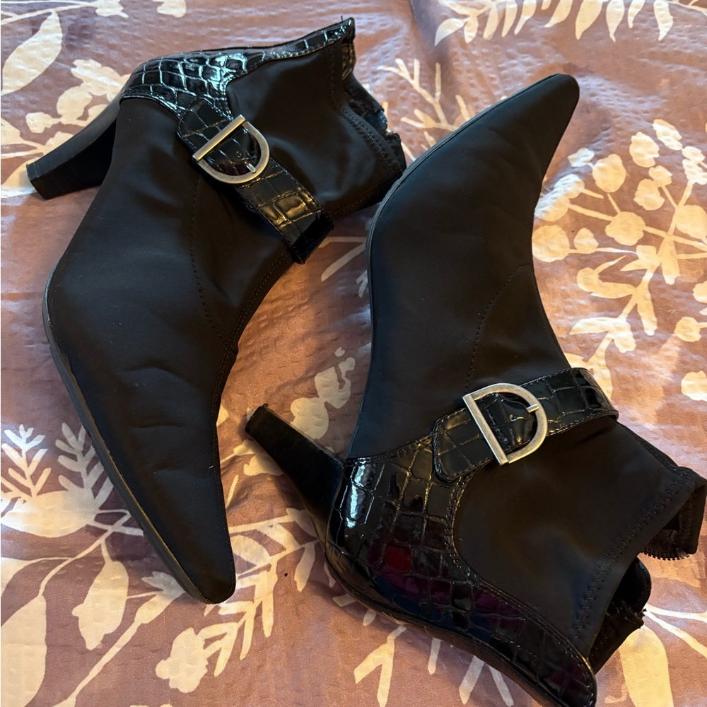 Elegant Black Ankle Boots size 10